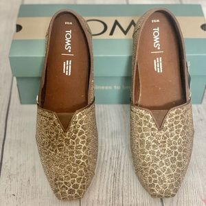 Toms Alpargata bronze animal print with glitter size 9 1/2  New Never worn.